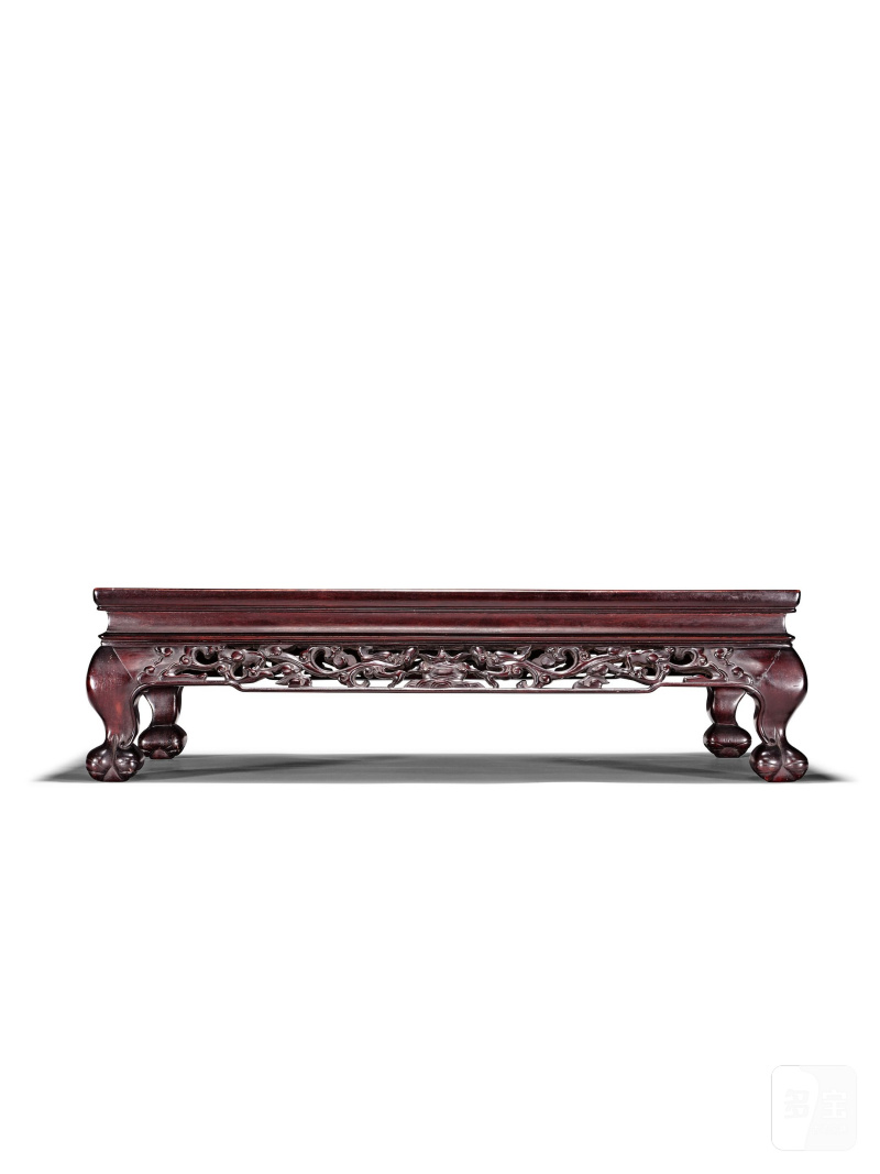硬木書卷式几 及 硬木龍紋炕几式座 | A HARDWOOD SCROLL-FORM STAND AND A CARVED HARDWOOD 'DRAGON' STAND - 图11